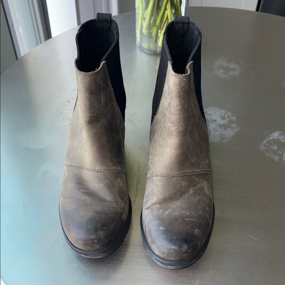 Sorel Brown and Black Wedge Ankle Boots with Elastic Panels main image 5